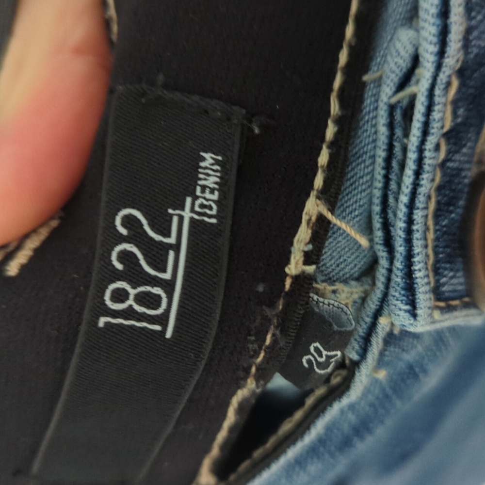1822 Denim Bermuda jean shorts - Picture 5 of 6